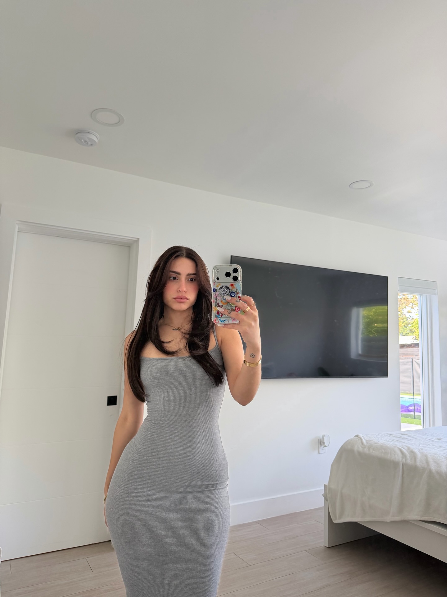 Do you like this dress ?