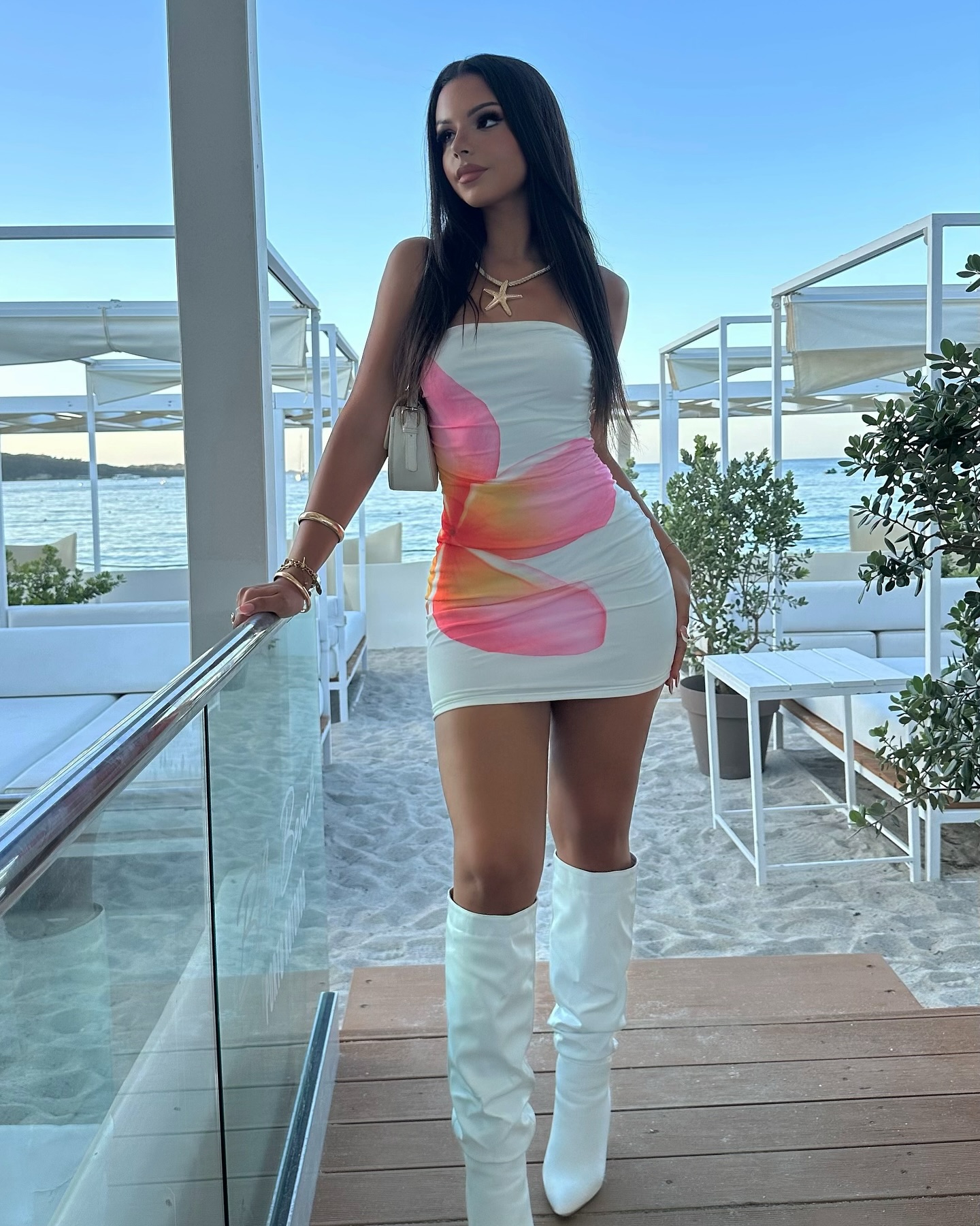 𝐝𝐨𝐢𝐧𝐠 𝐦𝐞 & 𝐝𝐨𝐢𝐧𝐠 𝐛𝐞𝐭𝐭𝐞𝐫💕