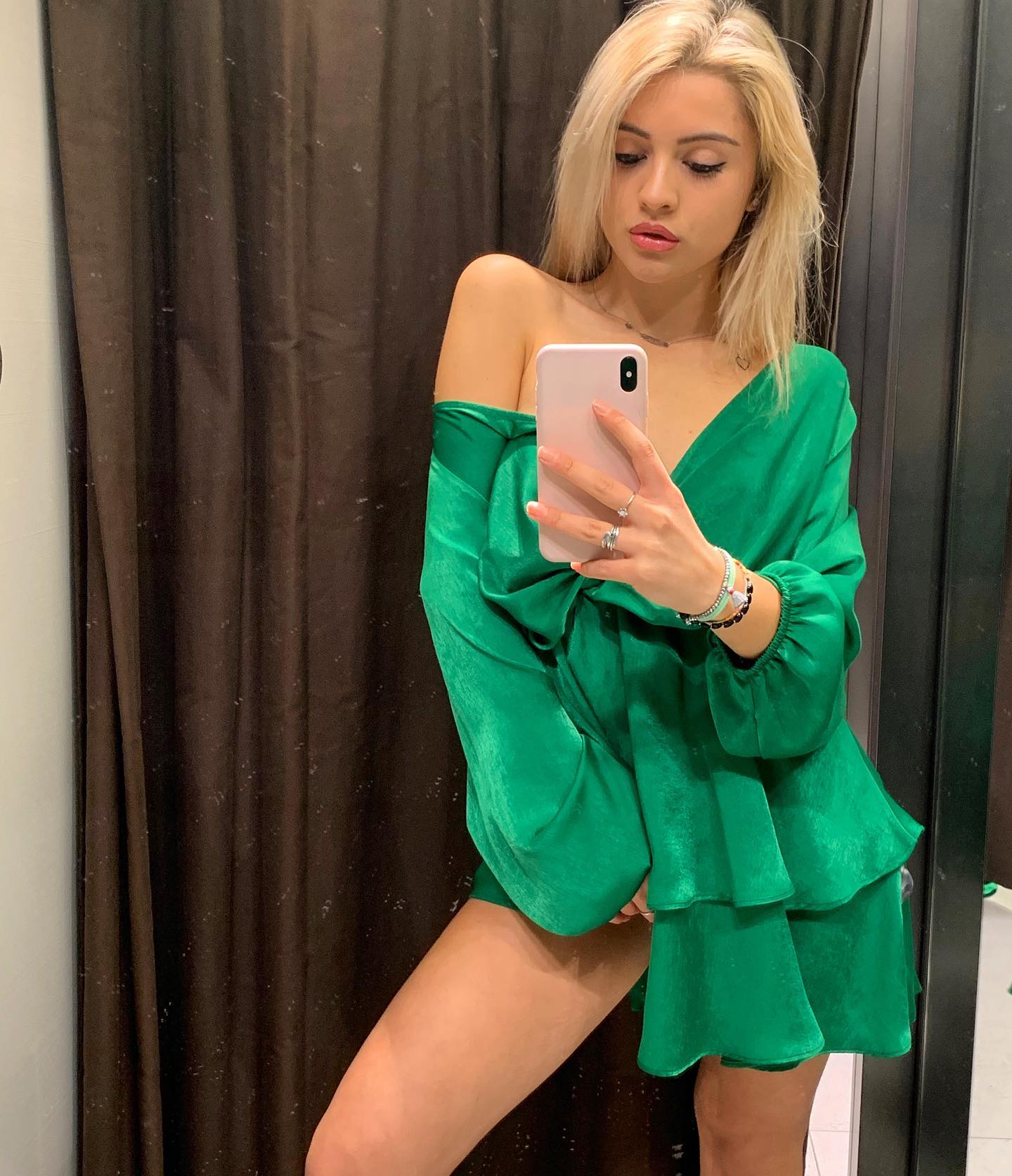 Stammi vicino ma a distanza di un metro 💚😝