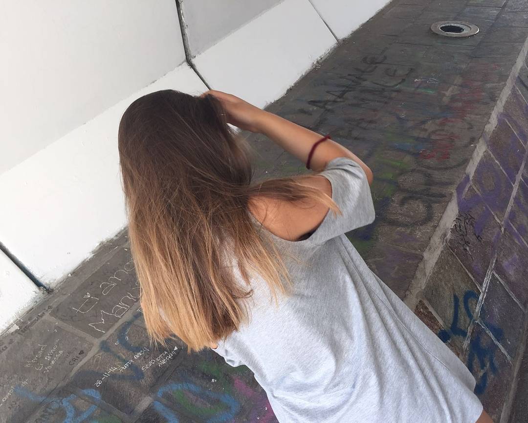 'Solo certi occhi sanno cosa pensi, e solo certe mani sanno cosa fare.'