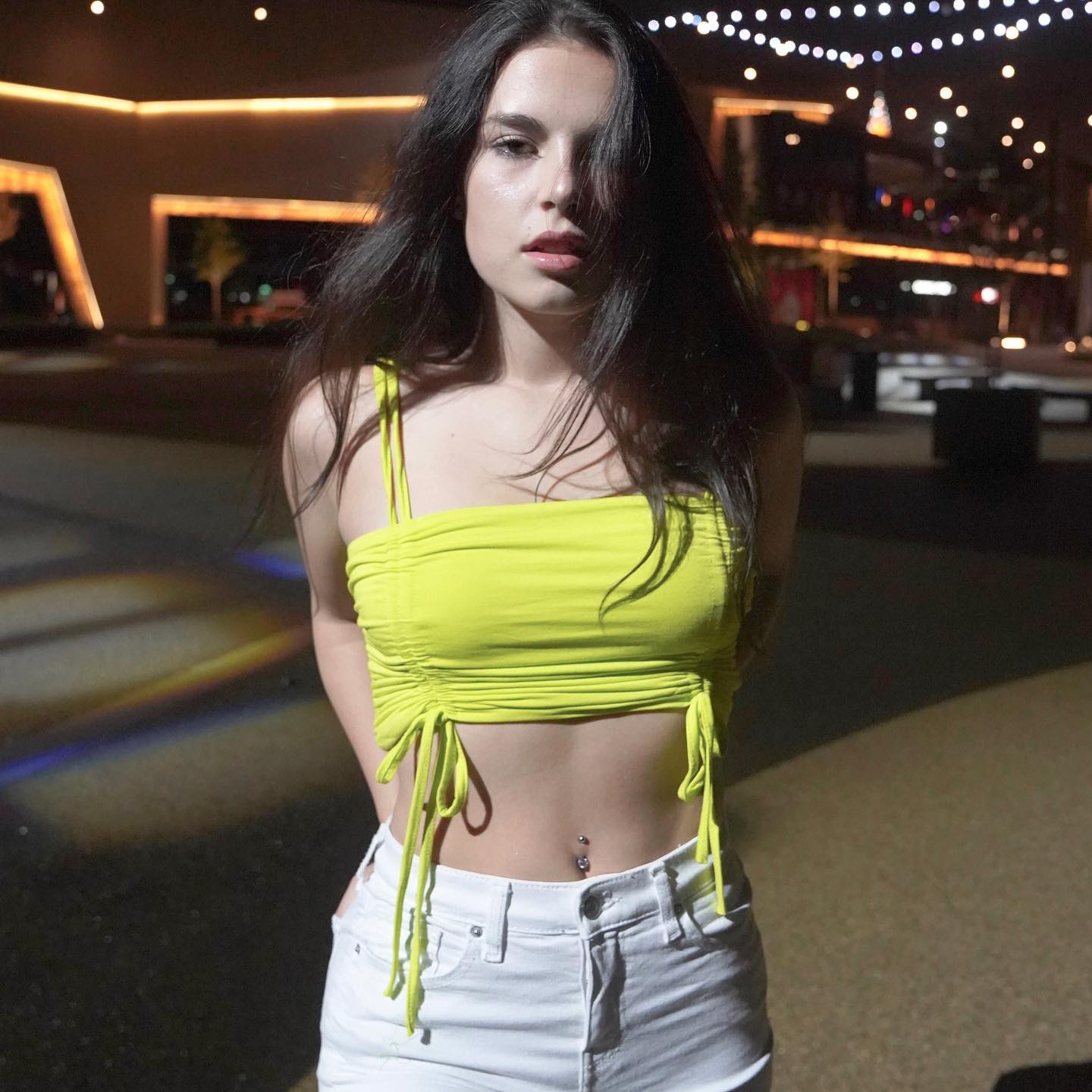 LIKE this photo & comment ‘neon green’ letter by letter down below. I dare you �