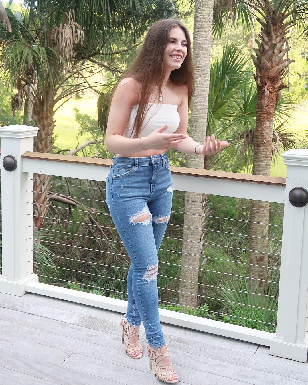 Who wants to come on holiday w me this summer?🤪 #girl #instadaily #love #life #